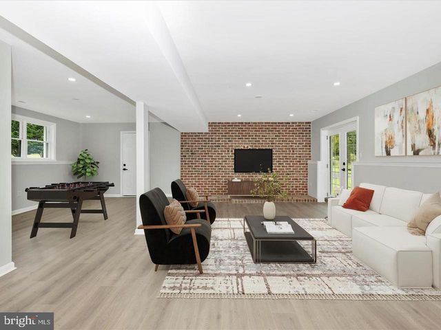 79 CHANDLER DR, Shepherdstown, WV 25443