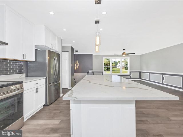 79 CHANDLER DR, Shepherdstown, WV 25443