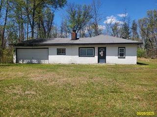 7215 S Kidd Boulevard, Pleasant Plains Twp, MI 49304