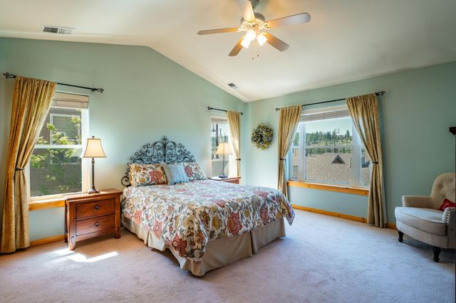 10036 Nicolas Dr Unit A, Truckee, CA 96161