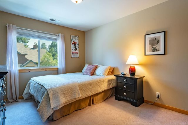 10036 Nicolas Dr Unit A, Truckee, CA 96161