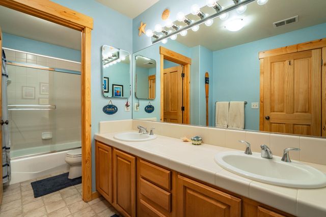 10036 Nicolas Dr Unit A, Truckee, CA 96161