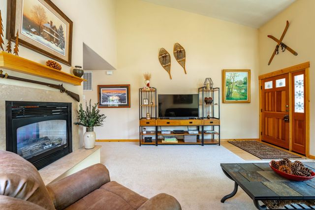 10036 Nicolas Dr Unit A, Truckee, CA 96161