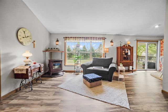 640 6th Street, Evansville, WI 53536