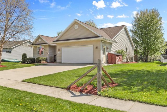 640 6th Street, Evansville, WI 53536