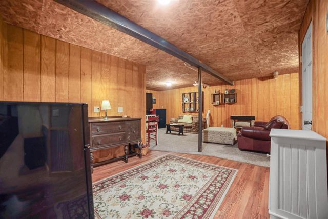 640 6th Street, Evansville, WI 53536