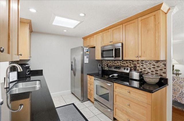 1129 RIVIERA STREET, Venice, FL 34285