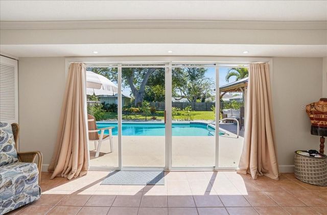 1129 RIVIERA STREET, Venice, FL 34285