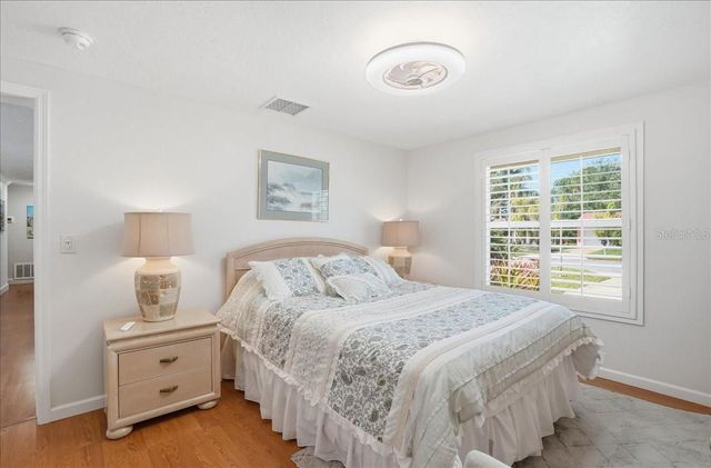 1129 RIVIERA STREET, Venice, FL 34285