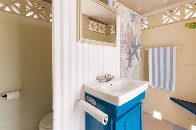 1129 RIVIERA STREET, Venice, FL 34285