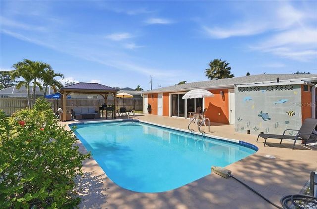 1129 RIVIERA STREET, Venice, FL 34285