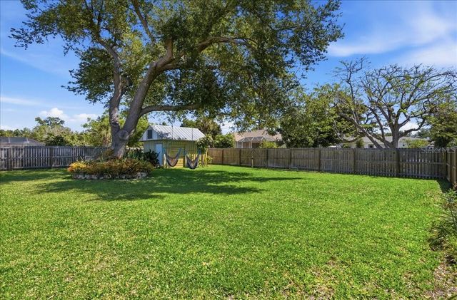 1129 RIVIERA STREET, Venice, FL 34285