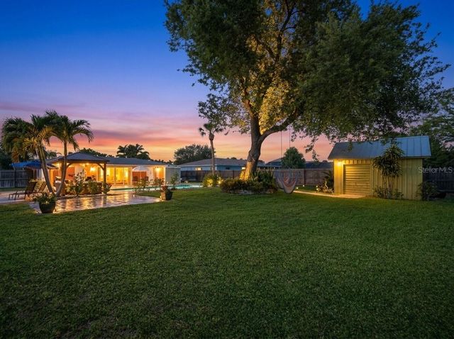 1129 RIVIERA STREET, Venice, FL 34285