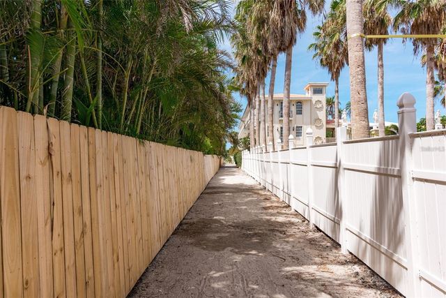 1129 RIVIERA STREET, Venice, FL 34285