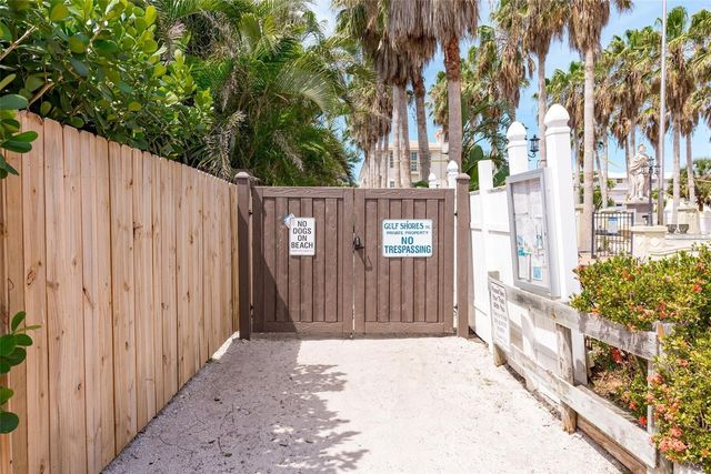 1129 RIVIERA STREET, Venice, FL 34285