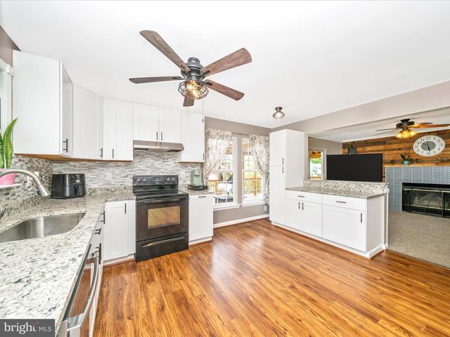 5004 MALLARD LN, Frederick, MD 21703