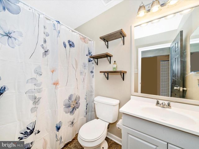 5004 MALLARD LN, Frederick, MD 21703