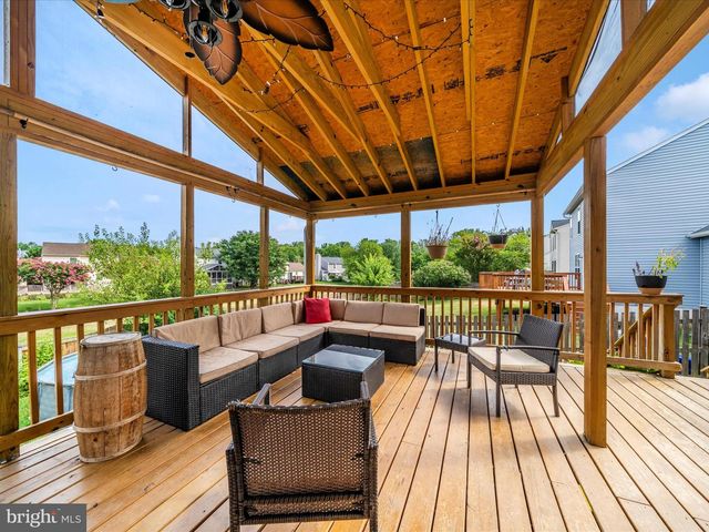 5004 MALLARD LN, Frederick, MD 21703