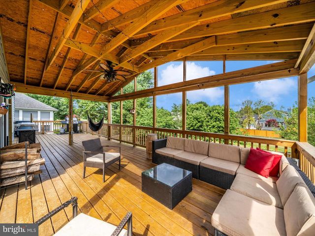 5004 MALLARD LN, Frederick, MD 21703