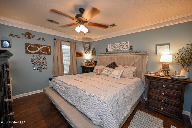 9737 W Dogwood Court, Olive Branch, MS 38654