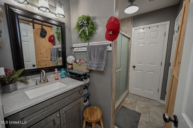 9737 W Dogwood Court, Olive Branch, MS 38654