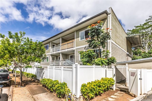 95-060 Waikalani Drive E301, Honolulu, HI 96789