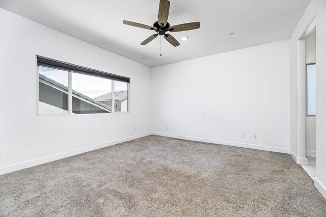365 Huntington Avenue S, Madera, CA 93636
