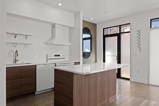 3149 Blake Street 101, Denver, CO 80205