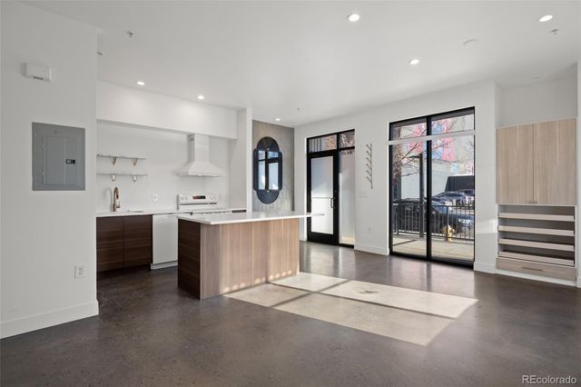 3149 Blake Street 101, Denver, CO 80205