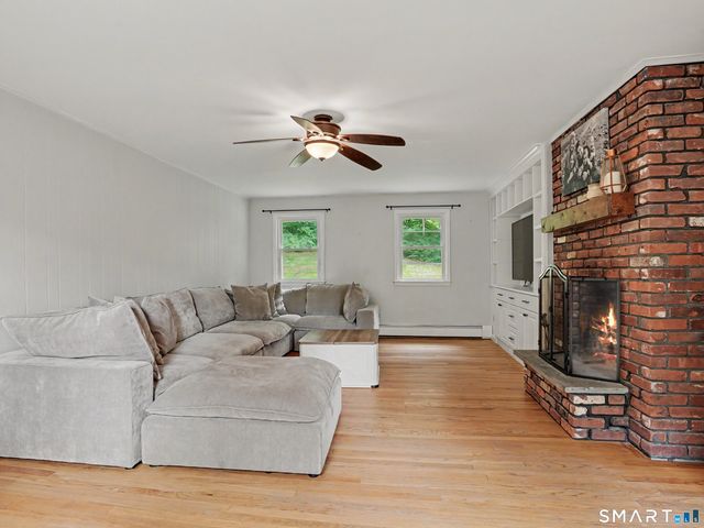 44 The Old Road, Newtown, CT 06470