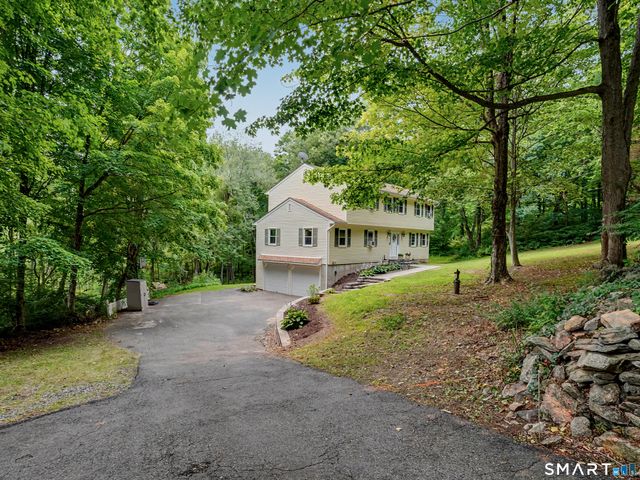 44 The Old Road, Newtown, CT 06470