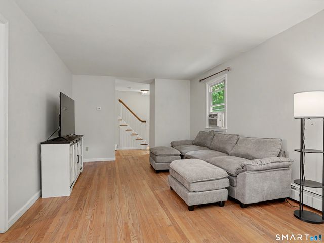 44 The Old Road, Newtown, CT 06470
