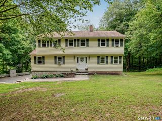 44 The Old Road, Newtown, CT 06470