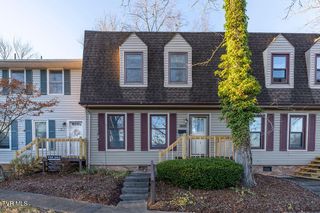 2205 Greenbriar Circle 5, Johnson City, TN 37601