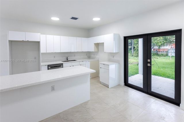 2969 NW 59 Street, Miami, FL 33142