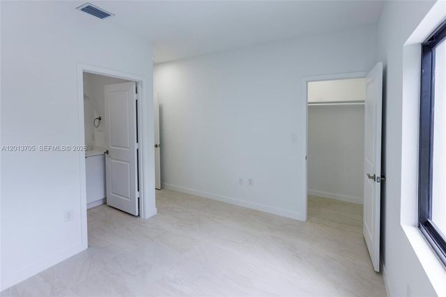 2969 NW 59 Street, Miami, FL 33142