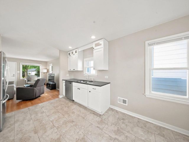 2247 E Vollmer AVENUE, Milwaukee, WI 53207
