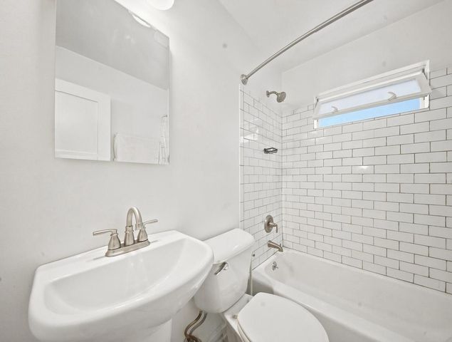 2247 E Vollmer AVENUE, Milwaukee, WI 53207