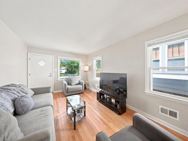 2247 E Vollmer AVENUE, Milwaukee, WI 53207