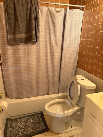 130 NW 124th St, North Miami, FL 33168