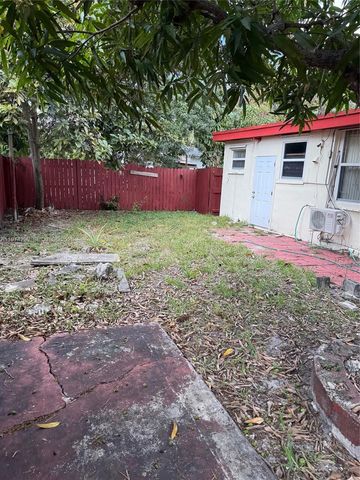130 NW 124th St, North Miami, FL 33168