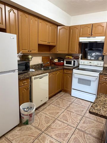 130 NW 124th St, North Miami, FL 33168