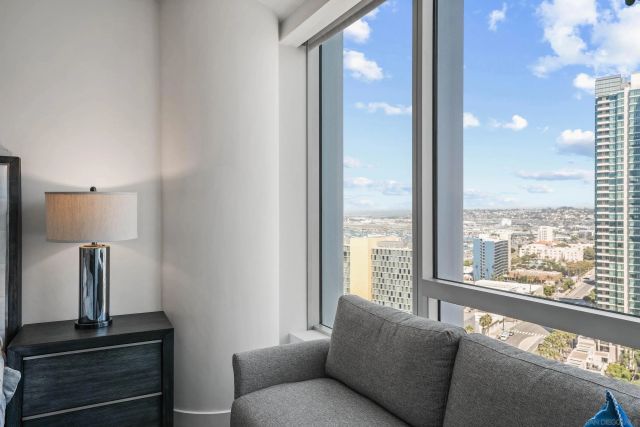 888 W E Street 2206, San Diego, CA 92101