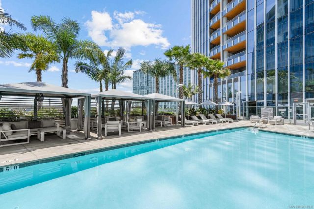 888 W E Street 2206, San Diego, CA 92101