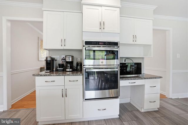 12 COVENTRY LN, Hopewell, NJ 08525