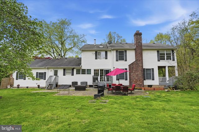 12 COVENTRY LN, Hopewell, NJ 08525