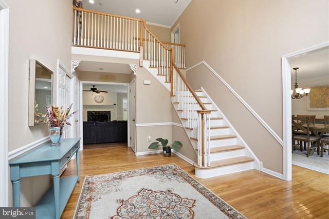 12 COVENTRY LN, Hopewell, NJ 08525