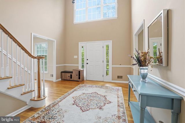 12 COVENTRY LN, Hopewell, NJ 08525