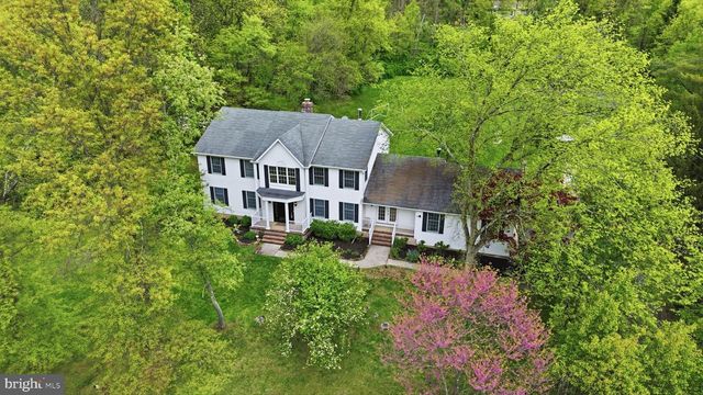 12 COVENTRY LN, Hopewell, NJ 08525