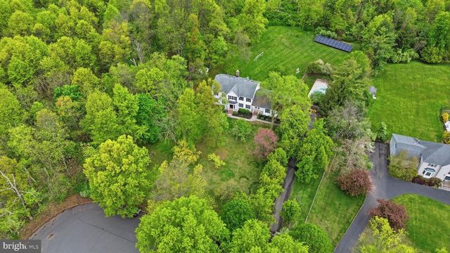 12 COVENTRY LN, Hopewell, NJ 08525
